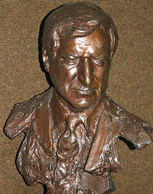 A bust of Dean Smith in the Dean Smith Center in Chapel Hill, N.C. (Photo by Rob Goldberg via Wikimedia Commons)